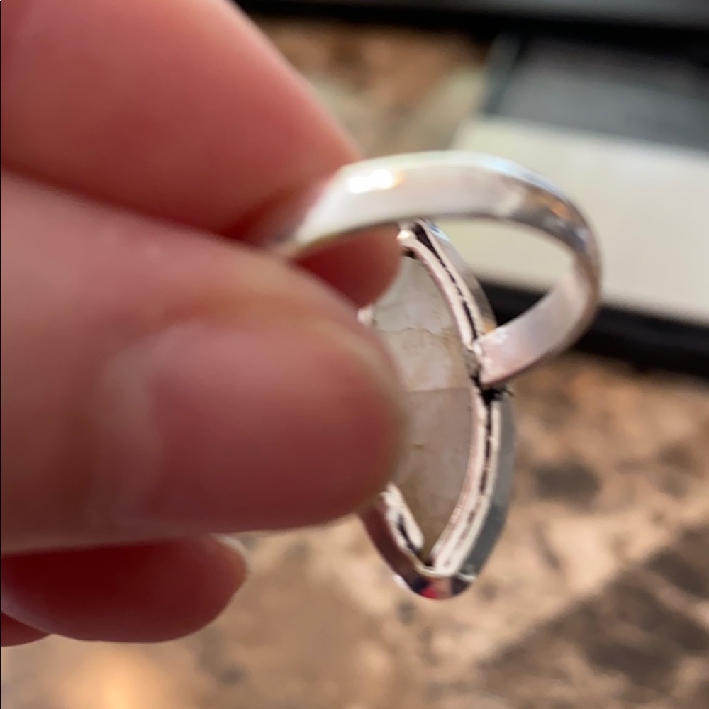 Sterling silver moonstone ring - Picture 9 of 9